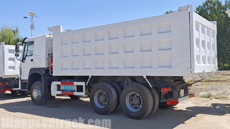Used Sinotruk Howo 371 Dump Truck for Sale in Nigeria
