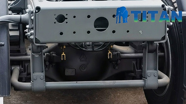 TITAN Used Truck Refurbishment Standard- Rear Axle