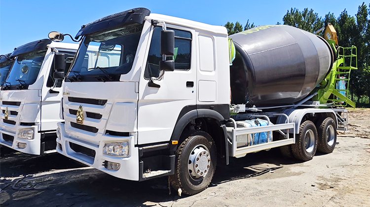 Used Sinotruk Howo Concrete Mixer Truck for Sale