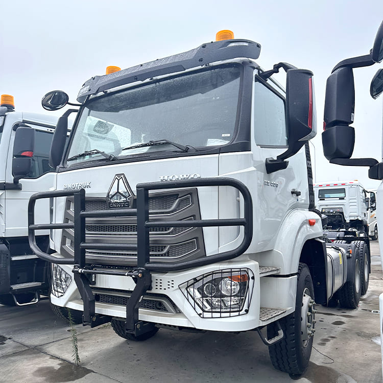 Used Sinotruk Howo NX 6x4 Tractor