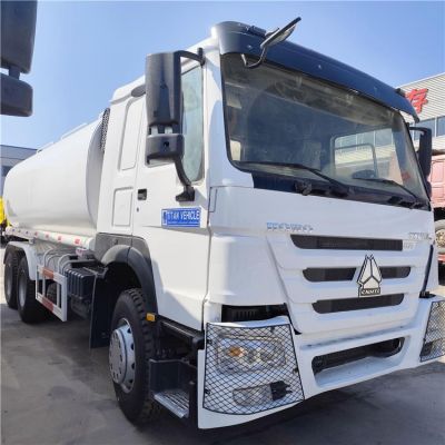 Used Howo Oil Tanker Trucks 10 Wheeler