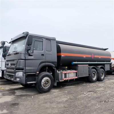 380HP Used Howo Oil Tanker Truck 10 Wheeler