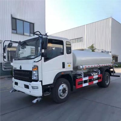 Used Howo Light Water Sprinkler Tanker Truck